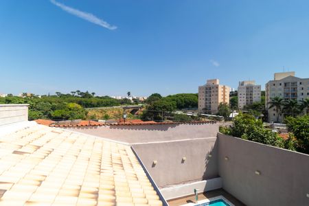 Casa à venda com 250m², 3 quartos e 5 vagas Casa à venda com 250m², 3 quartos e 5 vagasVista da Sacada do Quarto 02