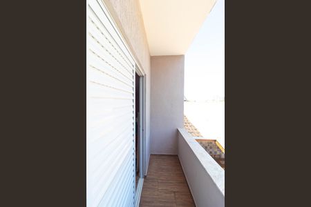 Casa à venda com 250m², 3 quartos e 5 vagas Casa à venda com 250m², 3 quartos e 5 vagasSacada do Quarto 01