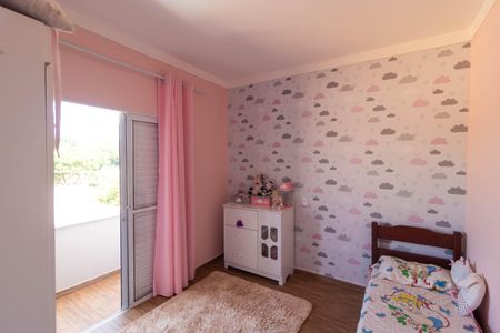 Casa à venda com 250m², 3 quartos e 5 vagas Casa à venda com 250m², 3 quartos e 5 vagasQuarto 01