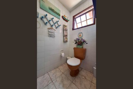 Casa de condomínio à venda com 227m², 4 quartos e 2 vagasBanheiro 2