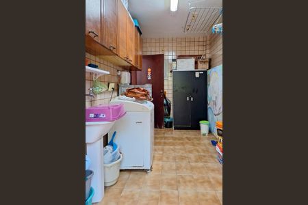 Casa de condomínio à venda com 227m², 4 quartos e 2 vagasÁrea de Serviço