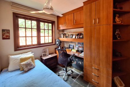 Casa de condomínio à venda com 227m², 4 quartos e 2 vagasSuíte 1