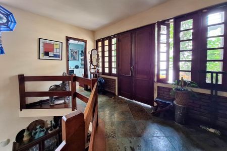 Casa de condomínio à venda com 227m², 4 quartos e 2 vagasMezanino