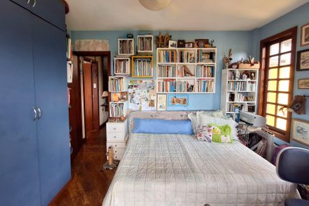 Casa de condomínio à venda com 227m², 4 quartos e 2 vagasQuarto 4