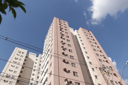 Apartamento para alugar com 56m², 2 quartos e 2 vagasFachada