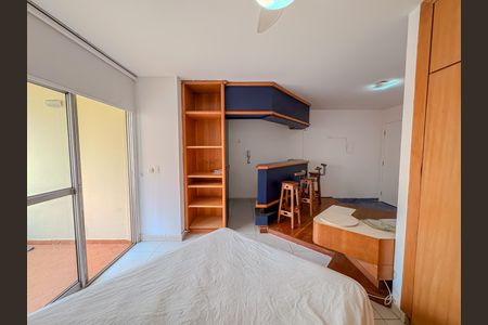 Studio à venda com 32m², 1 quarto e 1 vaga Studio à venda com 32m², 1 quarto e 1 vagaStudio