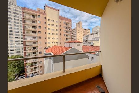 Studio à venda com 32m², 1 quarto e 1 vaga Studio à venda com 32m², 1 quarto e 1 vagaSacada