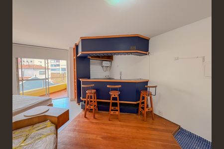 Studio à venda com 32m², 1 quarto e 1 vaga Studio à venda com 32m², 1 quarto e 1 vagaStudio