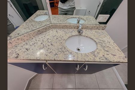 Studio à venda com 32m², 1 quarto e 1 vaga Studio à venda com 32m², 1 quarto e 1 vagaBanheiro