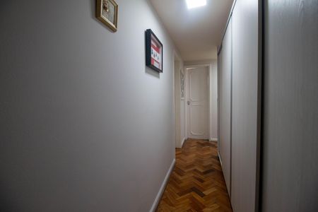 Apartamento à venda com 114m², 3 quartos e 2 vagasCorredor