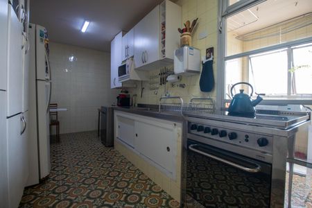 Apartamento à venda com 114m², 3 quartos e 2 vagasCozinha