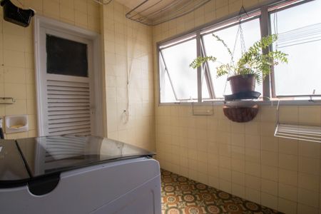 Apartamento à venda com 114m², 3 quartos e 2 vagasLavanderia