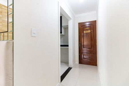 Apartamento para alugar com 68m², 2 quartos e 1 vagaEntrada