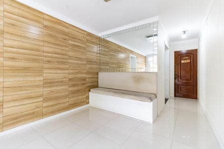Apartamento para alugar com 68m², 2 quartos e 1 vagaSala