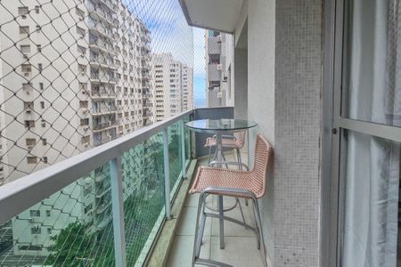 Apartamento para alugar com 120m², 3 quartos e 1 vagaVaranda