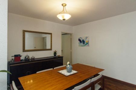 Apartamento à venda com 170m², 4 quartos e 1 vagaSala