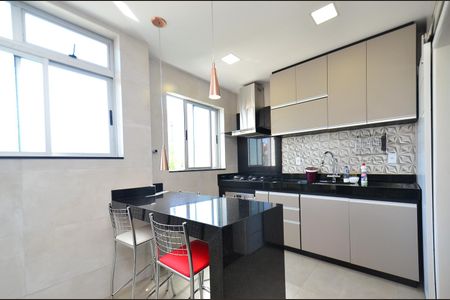 Apartamento à venda com 112m², 2 quartos e 1 vagaCozinha