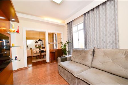 Apartamento à venda com 112m², 2 quartos e 1 vagaSala