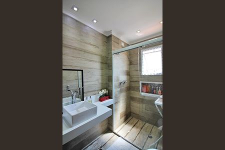 Apartamento para alugar com 90m², 2 quartos e 2 vagasQuarto 1 - Suíte Banheiro