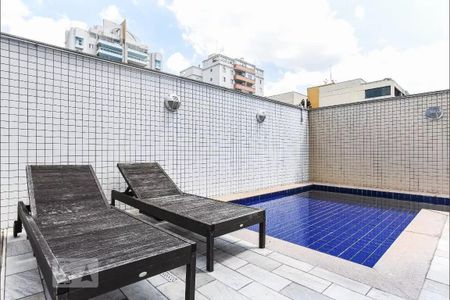 Apartamento para alugar com 90m², 2 quartos e 2 vagasÁrea comum - Piscina