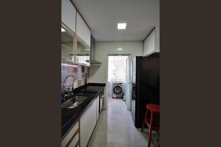 Apartamento para alugar com 90m², 2 quartos e 2 vagasCozinha