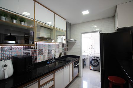 Apartamento para alugar com 90m², 2 quartos e 2 vagasCozinha