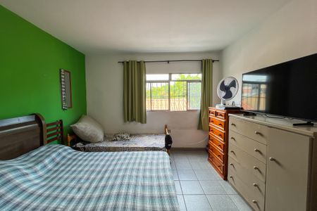 Casa para alugar com 240m², 4 quartos e 2 vagasQuarto 4