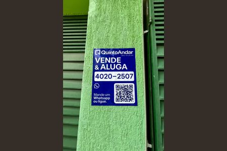 Casa para alugar com 240m², 4 quartos e 2 vagasAdesivo