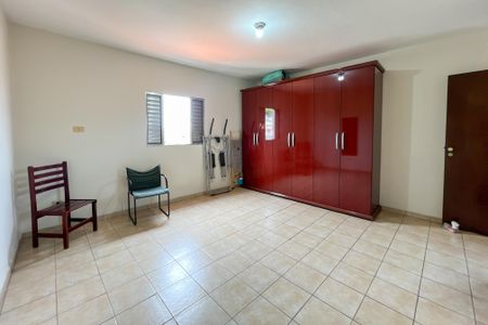 Casa para alugar com 240m², 4 quartos e 2 vagasQuarto 1