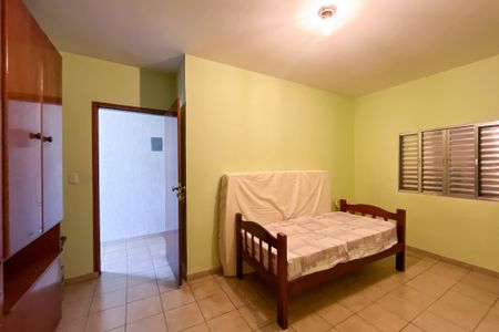 Casa para alugar com 240m², 4 quartos e 2 vagasQuarto 2