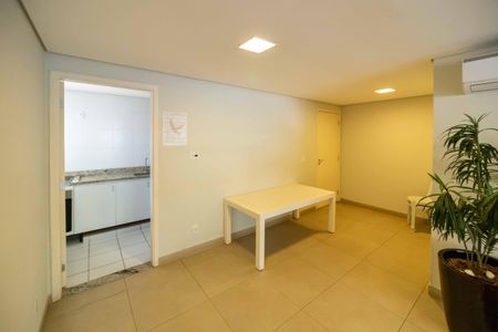 Apartamento à venda com 82m², 3 quartos e 1 vagaÁrea comum - Salão de festas