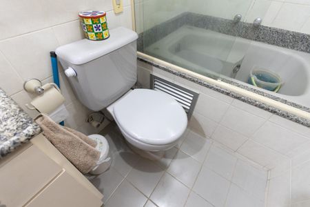 Apartamento à venda com 150m², 2 quartos e 2 vagasBanheiro do  Quarto 2