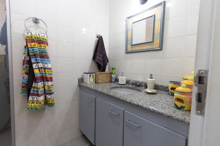 Apartamento à venda com 150m², 2 quartos e 2 vagasBanheiro