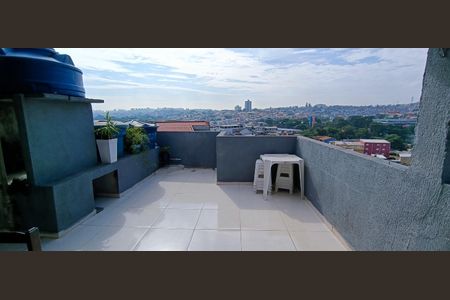 Casa para alugar com 80m², 2 quartos e 1 vaga Casa para alugar com 80m², 2 quartos e 1 vagaVaranda