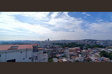 Casa para alugar com 80m², 2 quartos e 1 vaga Casa para alugar com 80m², 2 quartos e 1 vagaVaranda