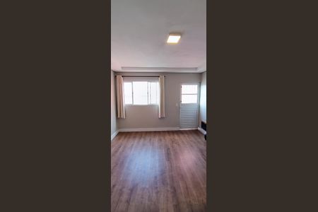 Casa para alugar com 80m², 2 quartos e 1 vaga Casa para alugar com 80m², 2 quartos e 1 vagaSala