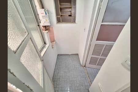 Apartamento para alugar com 60m², 2 quartos e sem vaga Apartamento para alugar com 60m², 2 quartos e sem vagaÁrea de serviço
