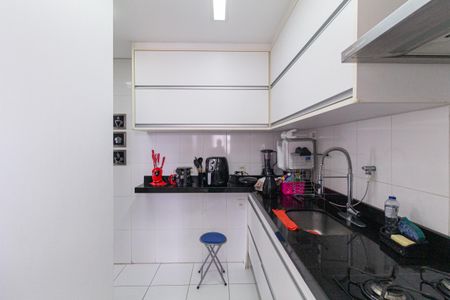 Apartamento à venda com 89m², 2 quartos e 2 vagasCozinha e área de serviço