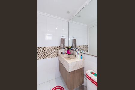 Apartamento à venda com 89m², 2 quartos e 2 vagasBanheiro da suíte