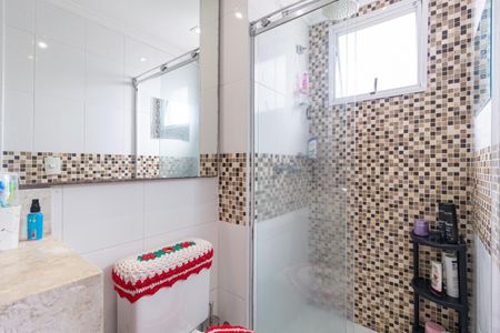 Apartamento à venda com 89m², 2 quartos e 2 vagasBanheiro da suíte