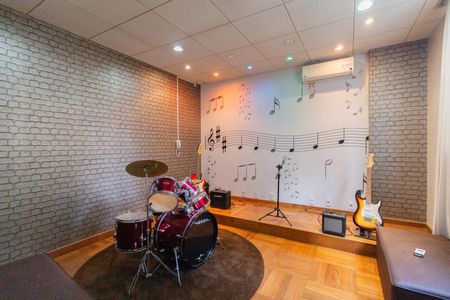 Apartamento à venda com 89m², 2 quartos e 2 vagasÁrea comum - Sala de musica