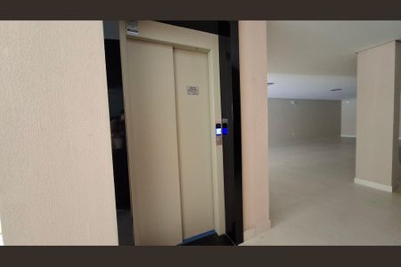Apartamento à venda com 65m², 2 quartos e 1 vaga Apartamento à venda com 65m², 2 quartos e 1 vagaElevador