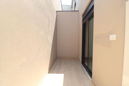 Apartamento à venda com 65m², 2 quartos e 1 vagaVaranda Quarto 1 suíte