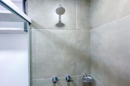 Studio para alugar com 37m², 1 quarto e sem vaga Studio para alugar com 37m², 1 quarto e sem vagaBanheiro