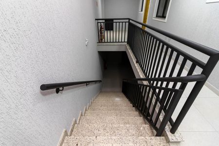 Apartamento para alugar com 25m², 1 quarto e sem vagaEscada