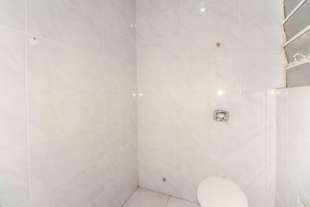 Apartamento à venda com 62m², 2 quartos e 1 vaga Apartamento à venda com 62m², 2 quartos e 1 vagaBanheiro