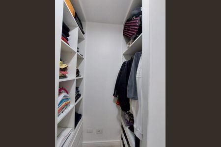 Apartamento à venda com 134m², 2 quartos e 2 vagas Apartamento à venda com 134m², 2 quartos e 2 vagasCloset