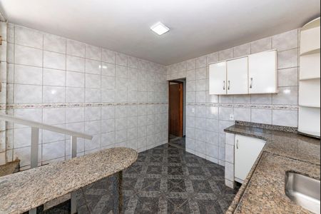 Casa para alugar com 100m², 3 quartos e 1 vagaCozinha