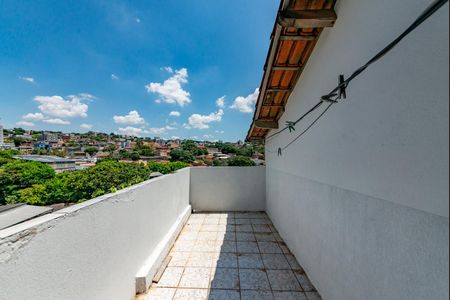 Casa para alugar com 100m², 3 quartos e 1 vagaVaranda