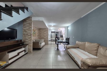 Casa à venda com 163m², 3 quartos e 1 vaga Casa à venda com 163m², 3 quartos e 1 vagaSala